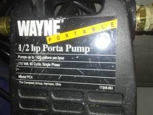 lot 230 image: Electric Transfer pump. Powers up.