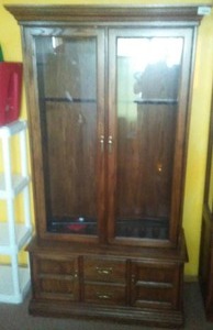 lot 177 image: Wood Gun cabinet -excellent.