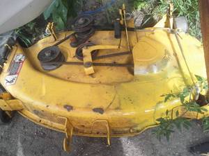 lot 249 image: 38 in. John Deere Belly Mower, decent condition.