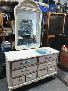 Vintage 6-Drawer Dresser With Mirror 48x18x30 - Includes Extra Ceramic Knobs