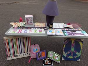 Large Lot Of Girls Room Decor