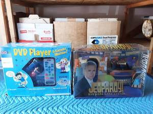DVD PlayerKaraoke Machine & Jeopardy DVD Game System