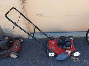 lot 13 image: Rally 20 3 12 Hp. Push Mower Briggs & Straton