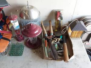 lot 42 image: Bird Feeders & Gardening Related