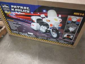 lot 18 image: Kid Motorz Police Motorcycle 12V Ri...