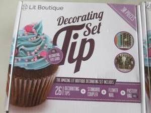 lot 44 image: 2- Lit Boutique 30 pc Decorating Ti...