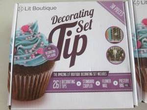 lot 45 image: 2- Lit Boutique 30 pc Decorating Ti...