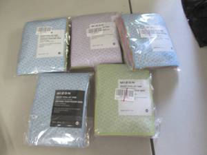 lot 109 image: 5 Mizon Variety 8pk Vital -Up Time...