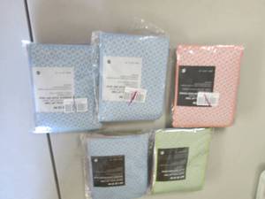 lot 111 image: 5 Mizon Variety 8pk Vital -Up Time...