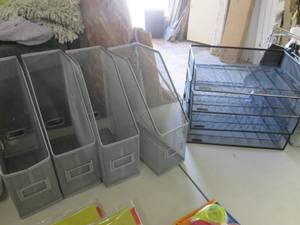 lot 114 image: Mesh Organizers, 4 Magazine Holders...