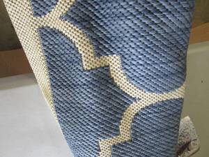 lot 129 image: Safavieh 4x4 ft Patio Rug...