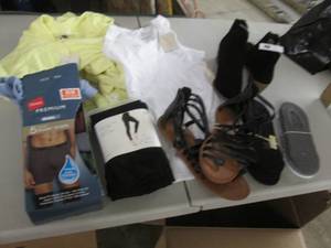 lot 154 image: Lot of Assorted Returned Items ...