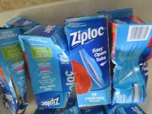 lot 208 image: 8 Crushed Boxes Ziploc Freezer Bags...