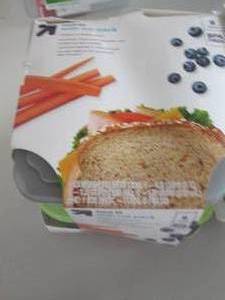 lot 213 image: 2- 9 pc Lunch Kits with Ice Pack...