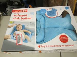 lot 274 image: Sink Bather...