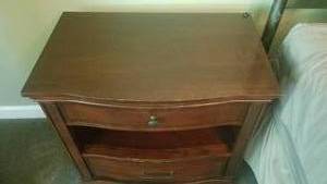 lot 97 image: Mahogany Nightstand Table