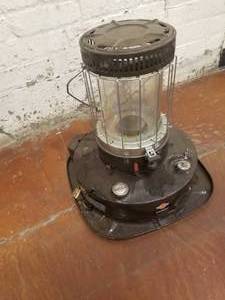 lot 146 image: Vintage Kero-Sun Moonlighter Kerosene Space Heater