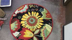 lot 24 image: Nourison Round area Rug