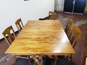lot 4 image: Striking Double Twisted Pedestal Dining Table & 12 Chairs