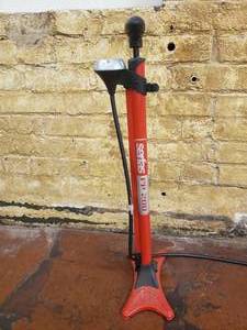 lot 148 image: Senfas FP 200 Bike Pump