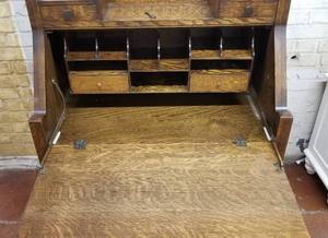 lot 54 image: Tiger Oak Antique Arts & Craft Writing Desk