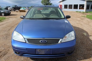 2005 Ford Focus ZX4 SES - 1 Owner -