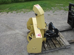 JOHN DEERE  SNOWBLOWER W  HITCH