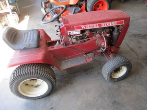 WHEELHORSE B-100 LAWN TRACTOR