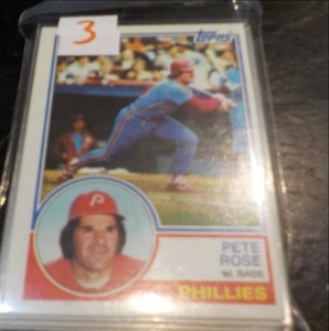 lot 3 image: Pete Rose Cards...