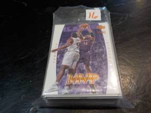lot 16 image: Vince Carter Cards...