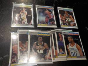 lot 83 image: 1987-88 Fleer Basketball Cards...