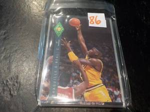 lot 86 image: Shaquille ONeal Cards...