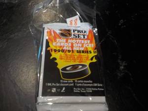 lot 88 image: 1990-91 Proset Hockey Pack...
