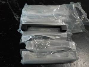 lot 148 image: Set of 10 Cabinet Drawer Pulls 6 1...