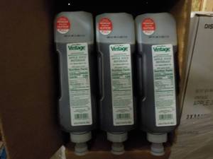 lot 231 image: 3 - 3.5 Liter Jugs Vintage Brand Co...
