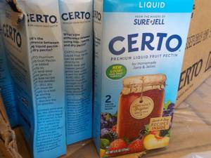 lot 261 image: Case of 16 - 6 oz Cartons Certo Liq...