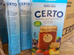 lot 264 image: Case of 16 - 6 oz Cartons Certo Liq...