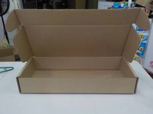 lot 288 image: Lot of 25 Self Closing Boxes...