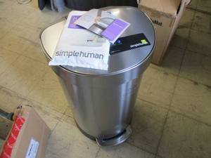 lot 103 image: Simple Human 45 Liter Step Open and...