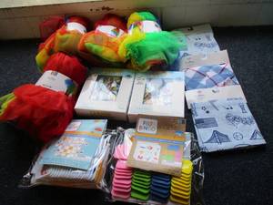 lot 120 image: Lot of Kids Items and Toys without ...