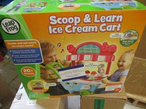 lot 134 image: Leap Frog scoop and learn ice cream cart