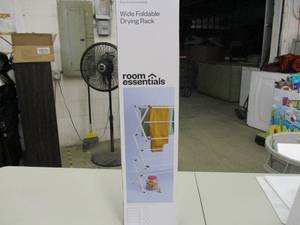lot 157 image: Room Essentials Wide foldable Dryin...