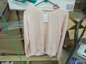lot 234 image: New Day XL Sweater...
