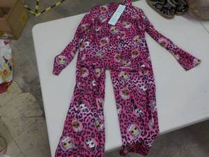 lot 236 image: Girls LOL dolls PJs size 8...