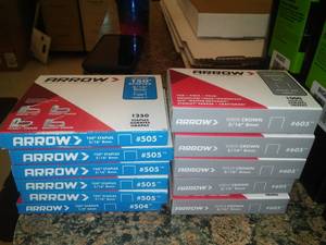 lot 487 image: Arrow Staples, 516 in. T50 and Wide Crown