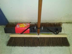 lot 520 image: Shop Broom plus new replacement head.