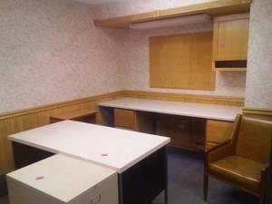 lot 534 image: Office Ensemble, Desk, cabinet, Files, Chair, Bookshelf and more