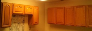 lot 542 image: Wall Cupboards