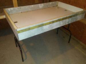 lot 578 image: Display Table. 30x48x33