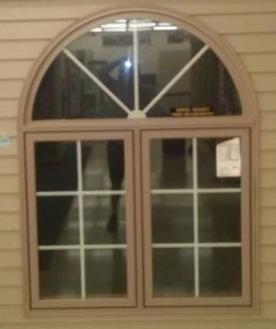 lot 126 image: Display Window - fully functional. Marvin - Integrity